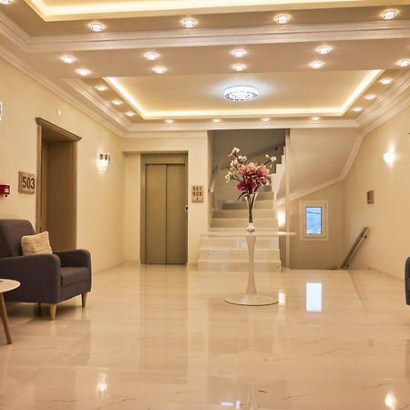 Famissi Sofita 7 Aparthotel Kalampáka Eksteriør bilde