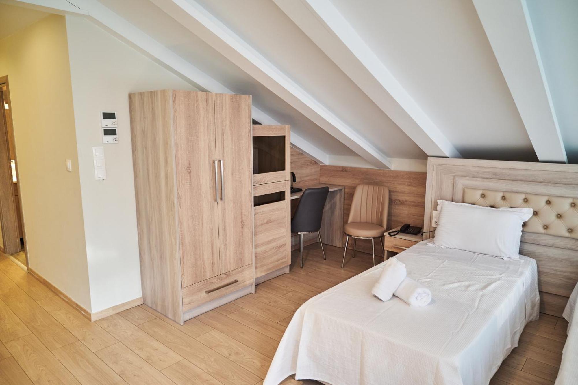 Famissi Sofita 7 Aparthotel Kalampáka Eksteriør bilde